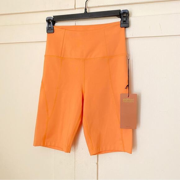NWT Girlfriend Collective Horizon Orange Biker Shorts XS - Picture 3 of 5